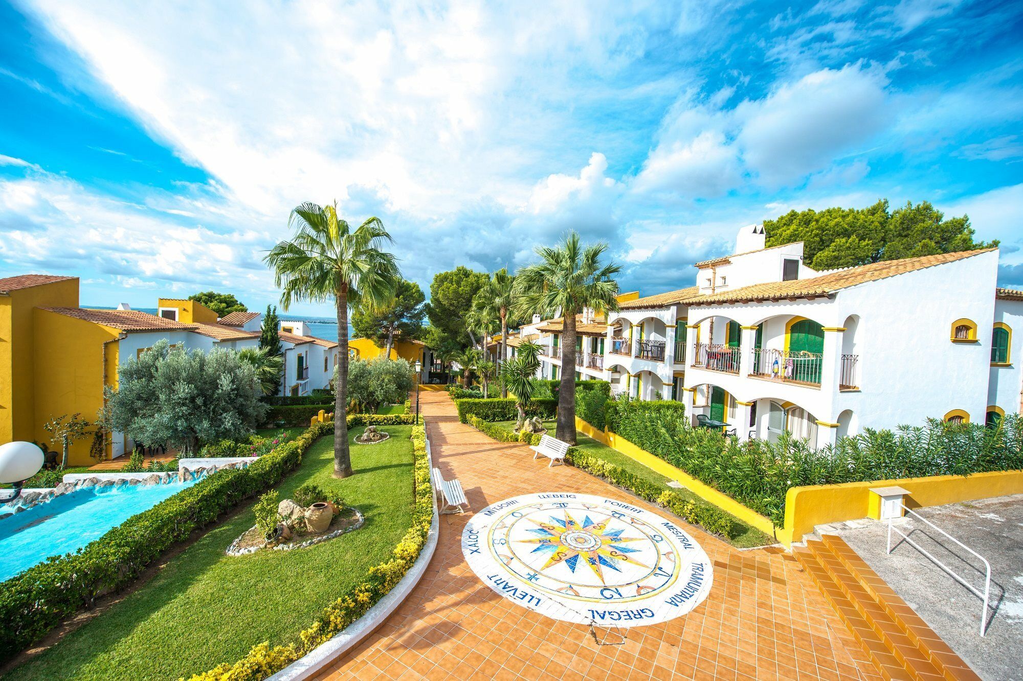 Aparthotel Ona Aucanada 3*