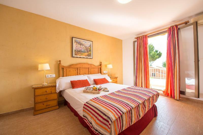 Ona Aucanada Aparthotel 3*